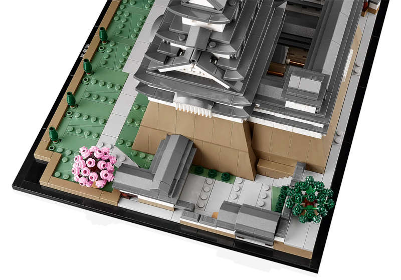 LEGO® Architecture 21060 Himeji Castle display model