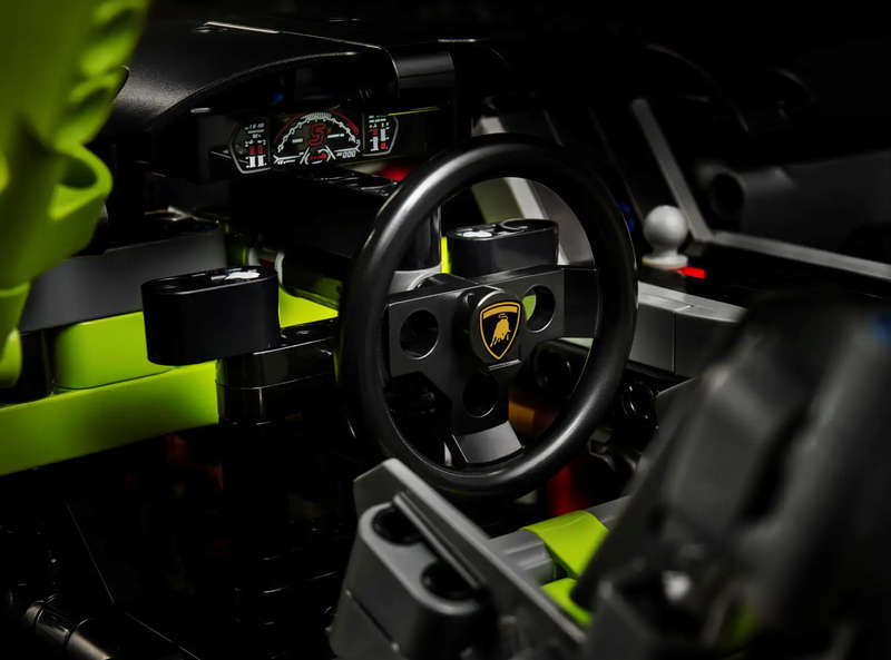 LEGO® 42115 Technic Lamborghini Sián FKP 37