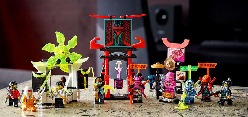 LEGO Ninjago 71708 Gamer's Market