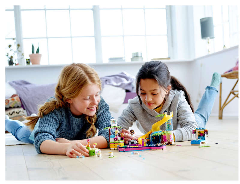 LEGO® Friends 41374 Andreas Pool Party (Retired set)