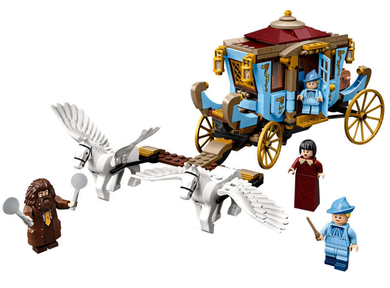 LEGO Harry Potter 75958 Beauxbatons Carriage: Arrival at Hogwarts
