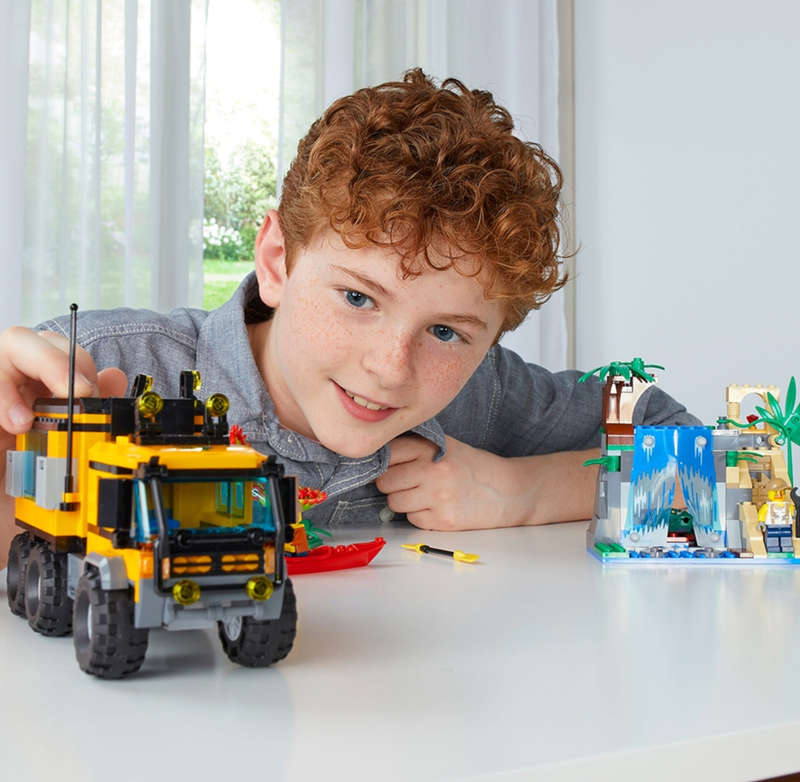 LEGO City 60160 Jungle Mobile Lab