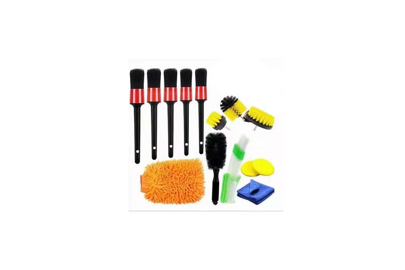 15 PIECE CAR CLEANING KIT - 4 DRILL BRUSHES