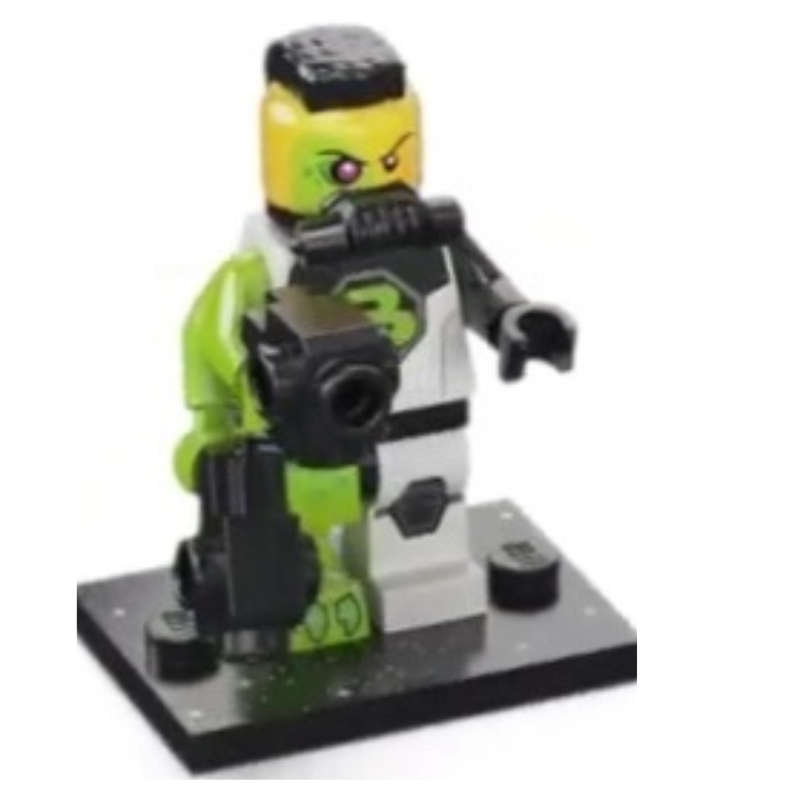 Blacktron Mutant Series 26 (Complete Set with Stand and Accessories) Lego minifigure