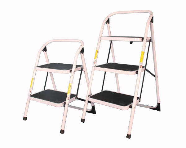 A Scend 2 Step Ladder With Non Slip Steps