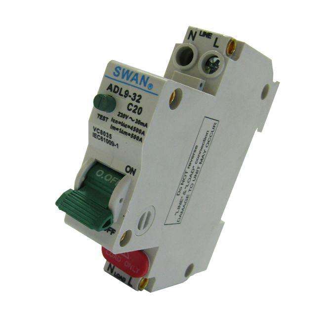Earth Leakage W/Overload 1 Ph+N 20 A 4.5 Ka El Adl9 32.4.5220