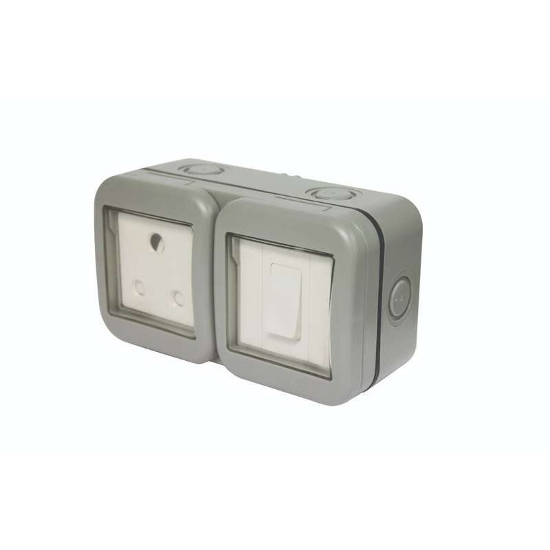 Ip55 Single Outdoor Switch & Sa Socket (1 X 3 Pin)