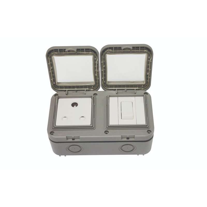 Ip55 Single Outdoor Switch & Sa Socket (1 X 3 Pin)