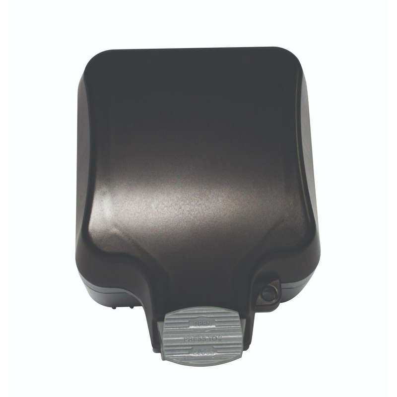 Ip66 Single Unswitched 16 A Sa Outdoor Socket (1 X 3 Pin)