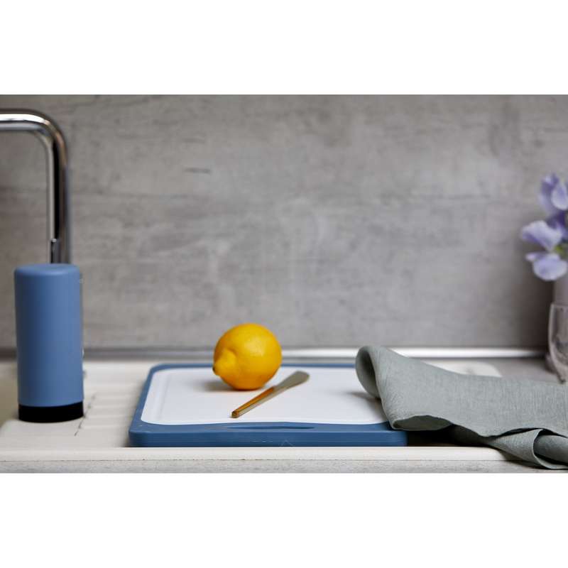 Wenko Double Sided Cutting Board - Bamboo & Pp - 33X23 - Anti-Slip Tpe - Blue