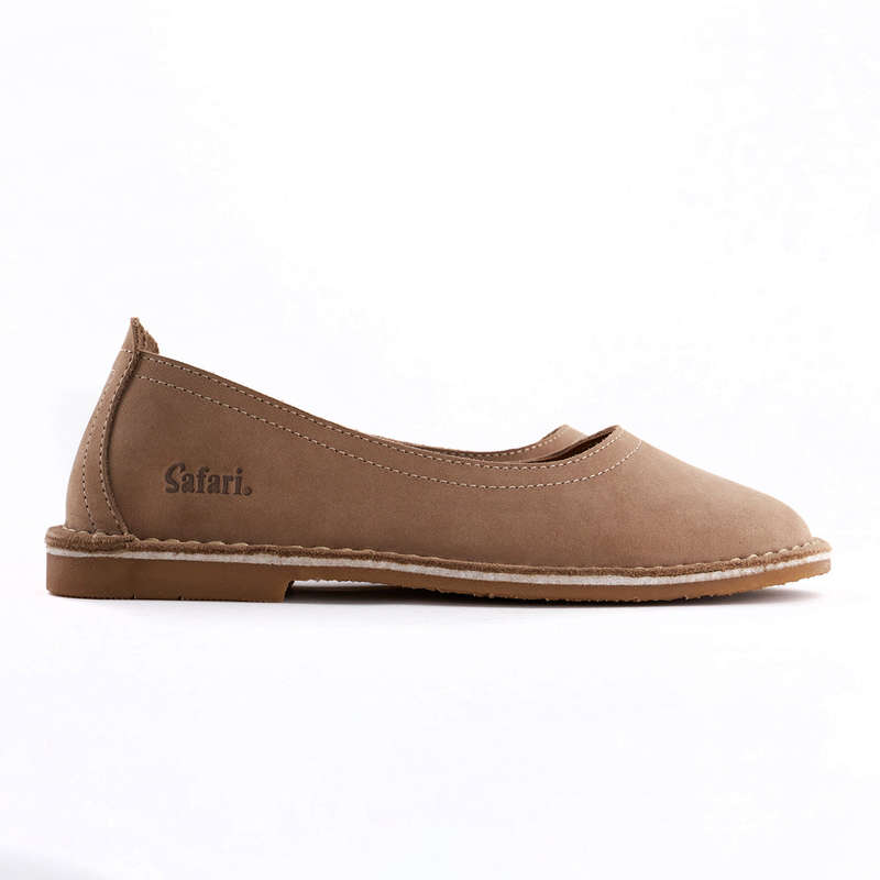 Bata Safari Piper Sand Ladies Size 6