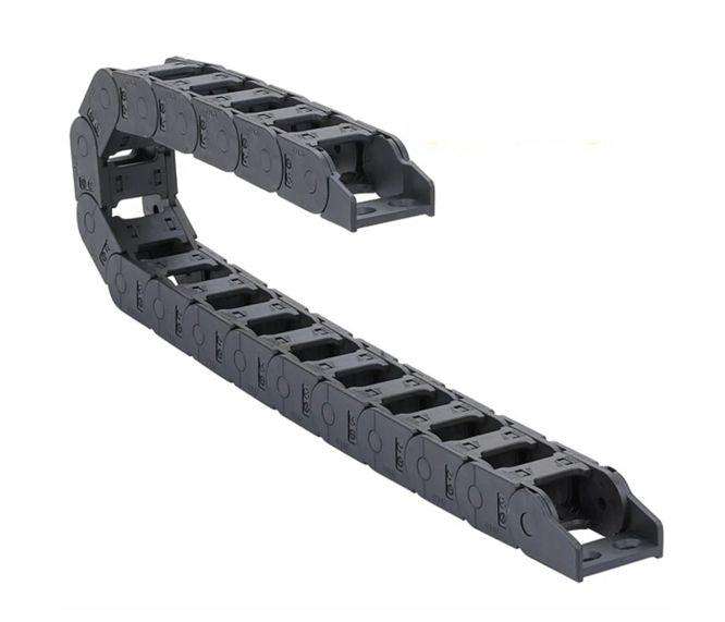 Plastic Flexible Trunking 7x7mm 1 M Long 200936