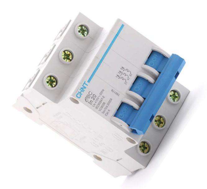 Mini D/R Circuit Breaker 3 P 40 A 3 Ka C Curve Ebc 340