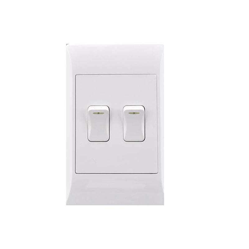 Switch E/Mate 2 L 2 Way 2 X4 White