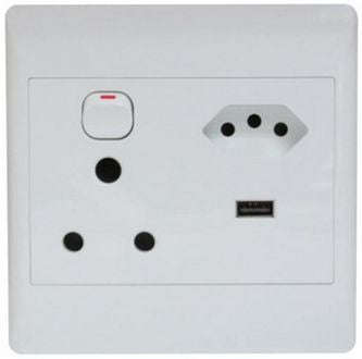 Socket Mains With 2.1 A Usb Hor 1076