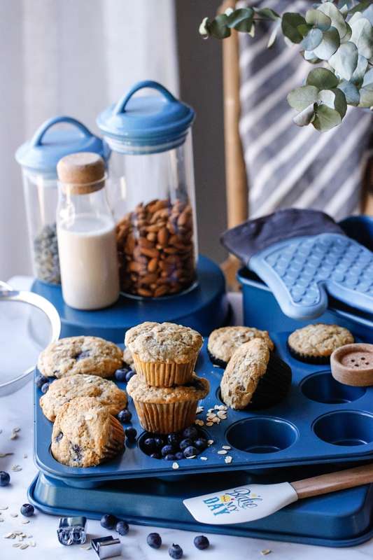 Olala 12 Cup Muffin Pan