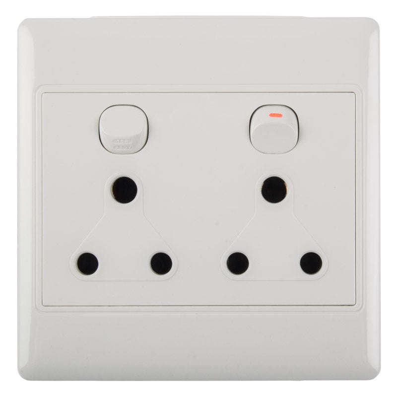 Nexus Socket Switch With Cover 16 Amp 4 X4 Double