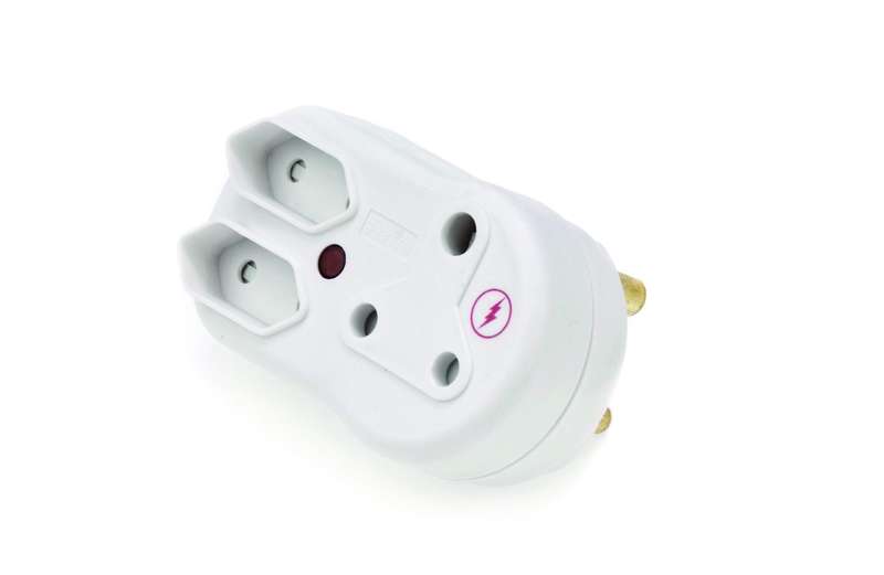 1 X16 A + 2 X5 A Surge Adaptor