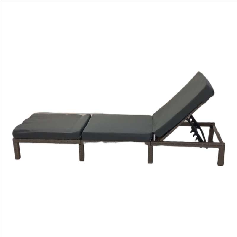 Seagull Deluxe Pe Rattan Lounger Kd Lounger, Size:198x60x28cm Pe Rattan:8*1.2mm,With Extra Comf...