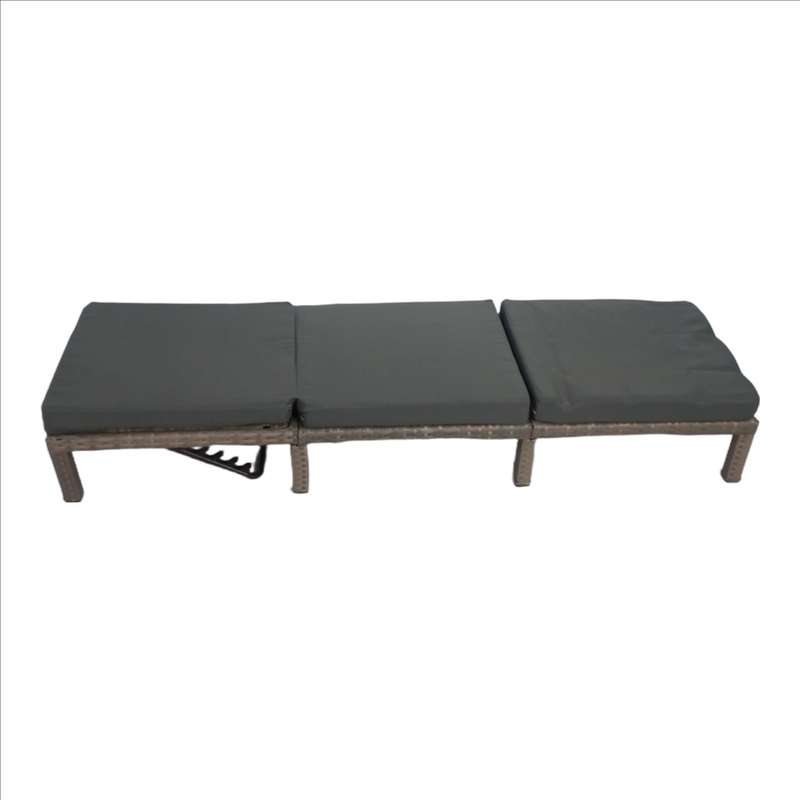 Seagull Deluxe Pe Rattan Lounger Kd Lounger, Size:198x60x28cm Pe Rattan:8*1.2mm,With Extra Comf...