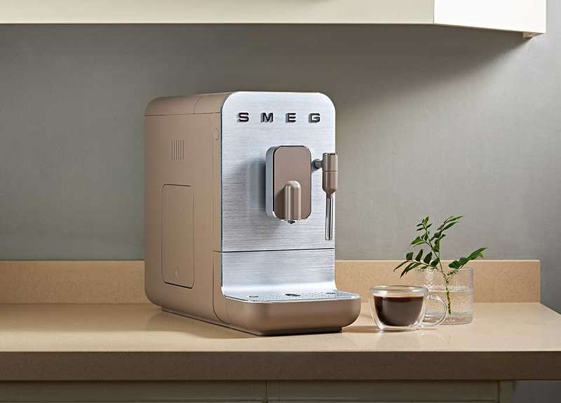 Smeg Demo Bean to Cup Coffee Machine