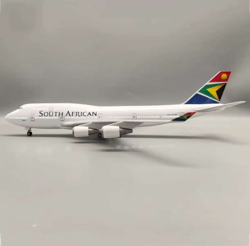 South African Airways Boeing 747-300 ZS-SAK Airplane Model 45cm - 1:150 Resin/Metal Alloy Mould J...