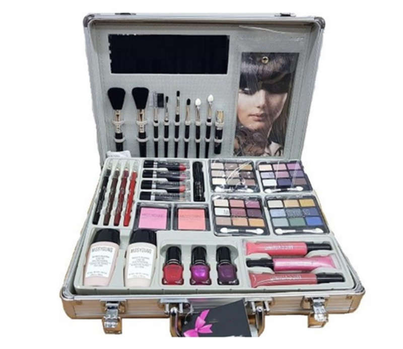 MISS YOUNG Aluminium Case 60 Piece Professional Make-up Kit