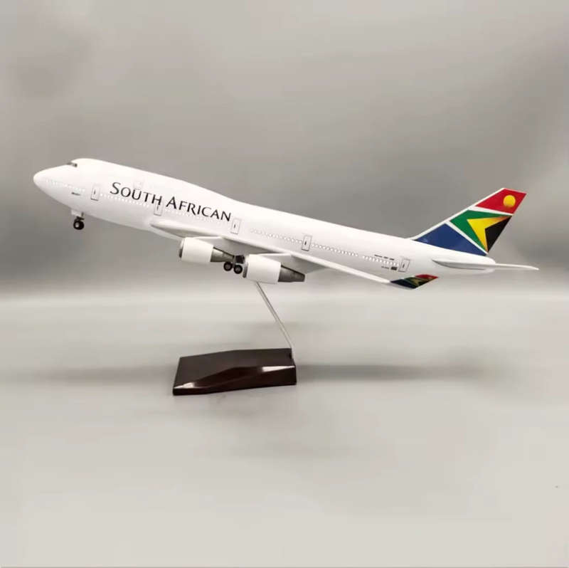 South African Airways Boeing 747-300 ZS-SAK Airplane Model 45cm - 1:150 Resin/Metal Alloy Mould J...
