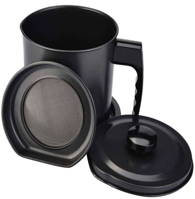 Oil Jug and Strainer 1.4L