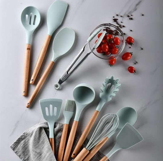 12 Piece Silicone Kitchen Utensil Set - Red