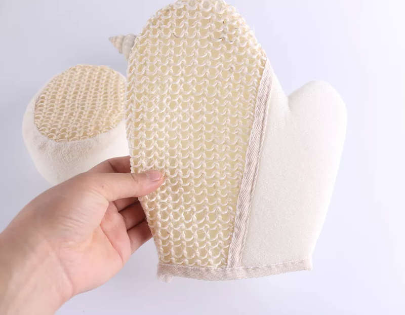 Natural fibre bath glove - cream