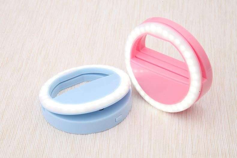 LED Clip-On Selfie Ring Light For Smartphones - Blue
