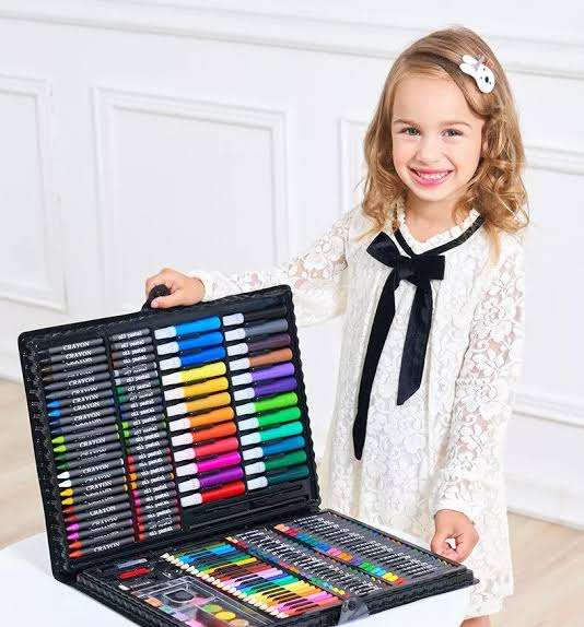 Painting Watercolour Art Set 150pc