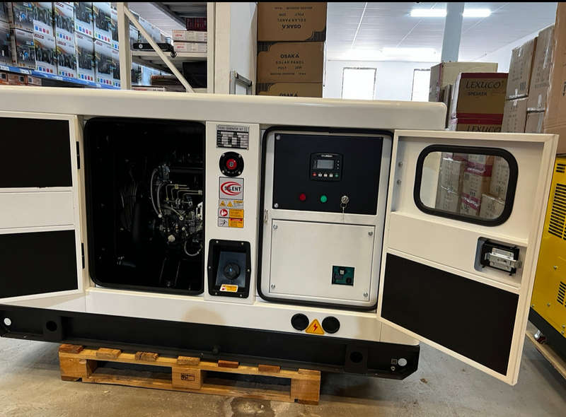 Diesel Silent Watercooled Generator 15KW/18.7KVA 3Ph