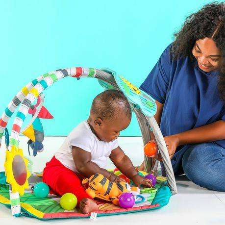 Bright Starts - Winnie the Pooh Happy as Can Bee Activity Gym