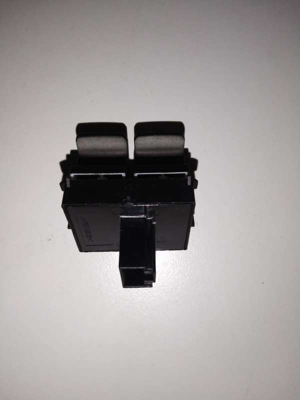 Polo 8 Window Control Switch