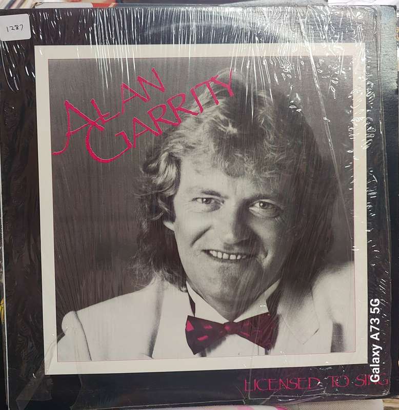 Alan Licensed to Sing (VG/VG)
