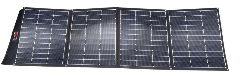 MOJAVE 220W FOLDABLE SOLAR PANEL