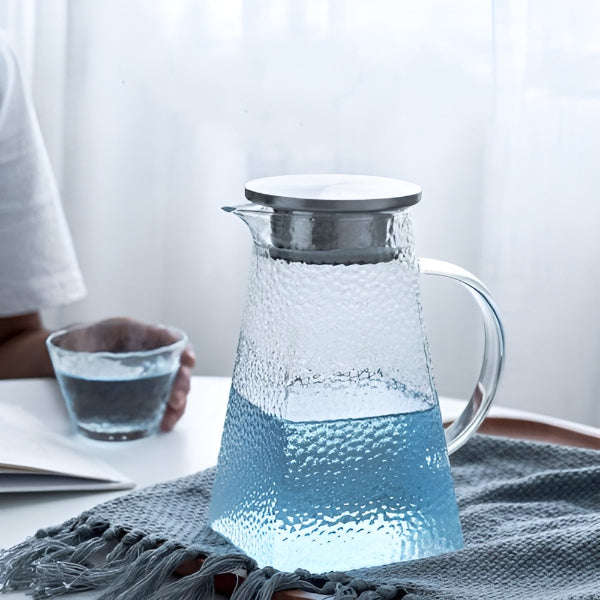 Borosilicate Glass Pitcher - Hand Crafted 1.5 Litre Borosilicate Glass Beverage Pitcher with Stai...