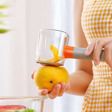 Multi-function Hangable Vegetable Fruit Collect Cup Peeler