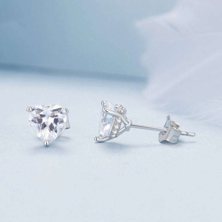 BSE853 Sterling Silver S925  Sparkling Heart Stud Earrings
