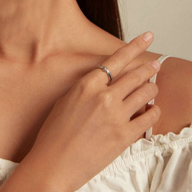SCR896 Sterling Silver S925 Knot All-Match Zircon Ring(No.6)