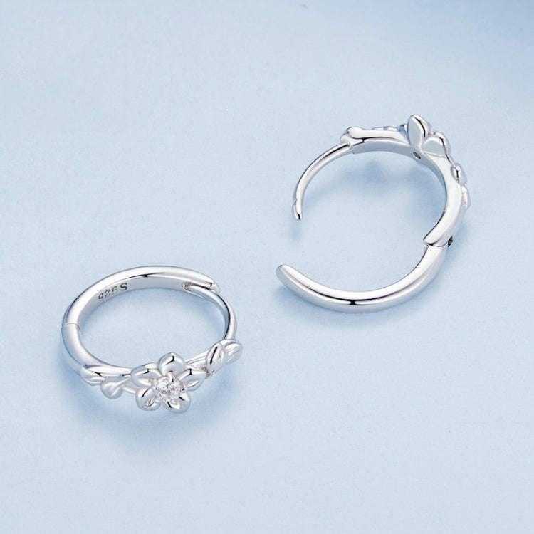 BSE767 Sterling Silver S925 Small Flower Vine Plated Platinum Zircon Earrings