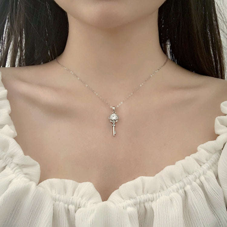 XMA003 Mosan Diamond 925 Silver Key Necklace, Chain Length: 40+5cm Celar Chain