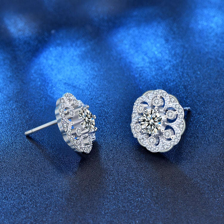 XEA005 925 Silver Flower Earrings Female Personality Flowers Round Earrings(White)