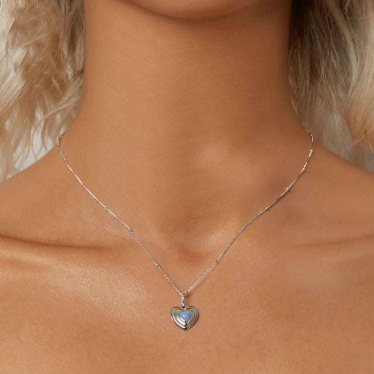 S925 Sterling Silver Platinum Plated Luminous Love Heart Necklace(BSN375)