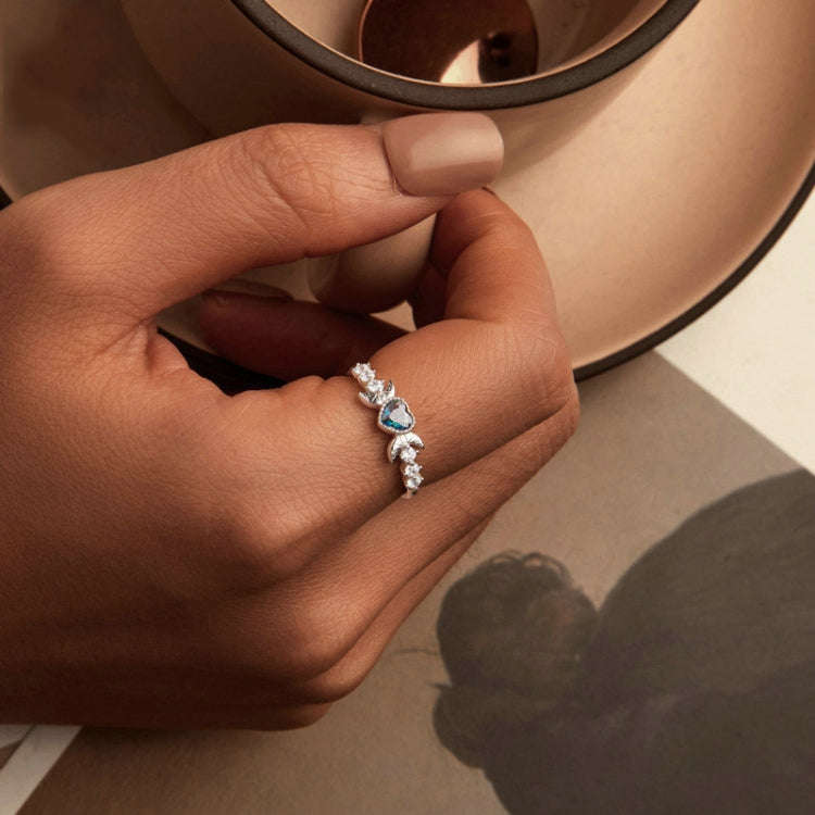 S925 Sterling Silver With Platinum-plated Vintage Heart-shaped Crescent Ring, Size: No.6