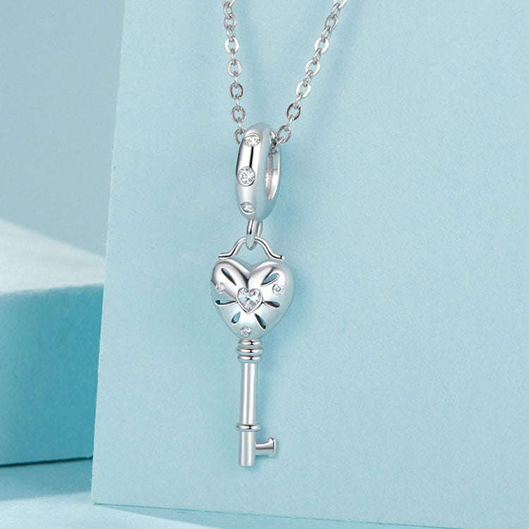 S925 Sterling Silver Platinum-plated Three-dimensional Heart Key-shaped Beaded Jewelry Pendants(S...