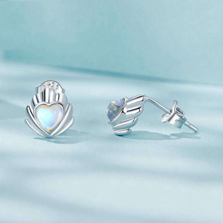 S925 Sterling Silver Platinum-plated Three-dimensional Shell Moonstone Earrings(SCE1763)