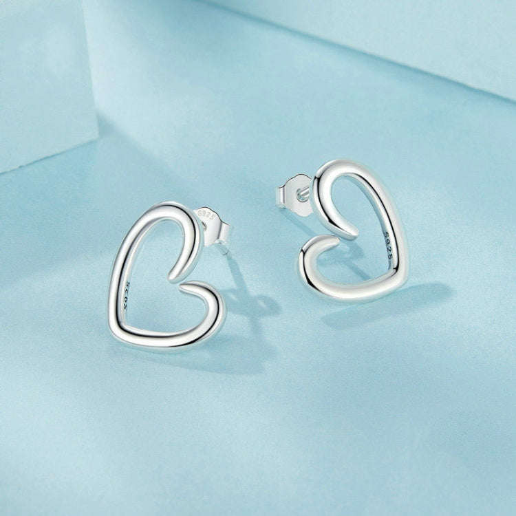 S925 Sterling Silver Oxidized Heart Earrings(SCE1769)